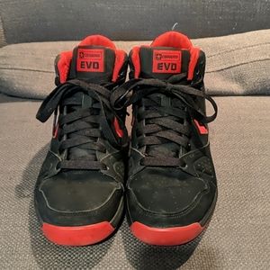 Men's basketball shoes